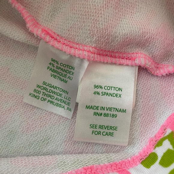 Lily Pulitzer. Size XS. Half button down with pouch - Picture 4 of 5